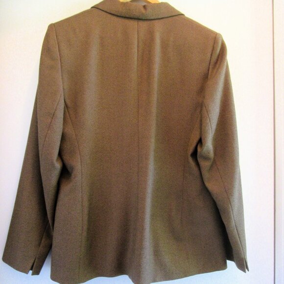 Pure Wool Casual Elegant Jacket, Jones New York, Made in Canada - Picture 6 of 6